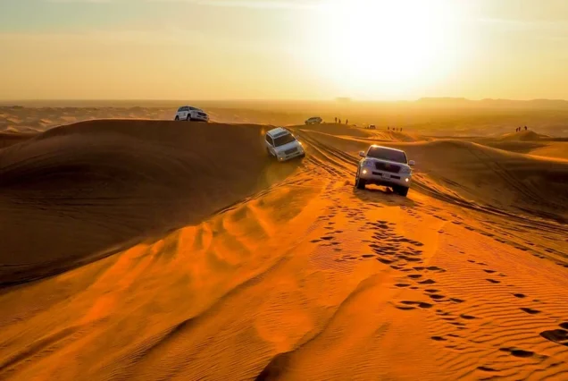 Doha: Private Sunset Desert Safari